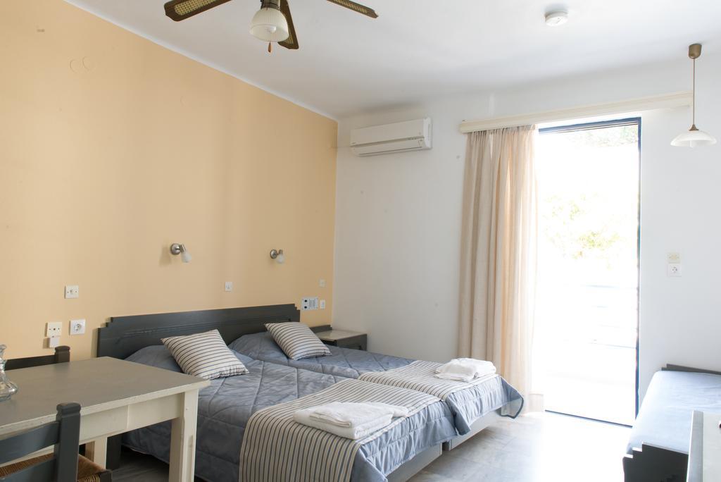 Emilia Hotel Apartments Rethymno  Екстер'єр фото