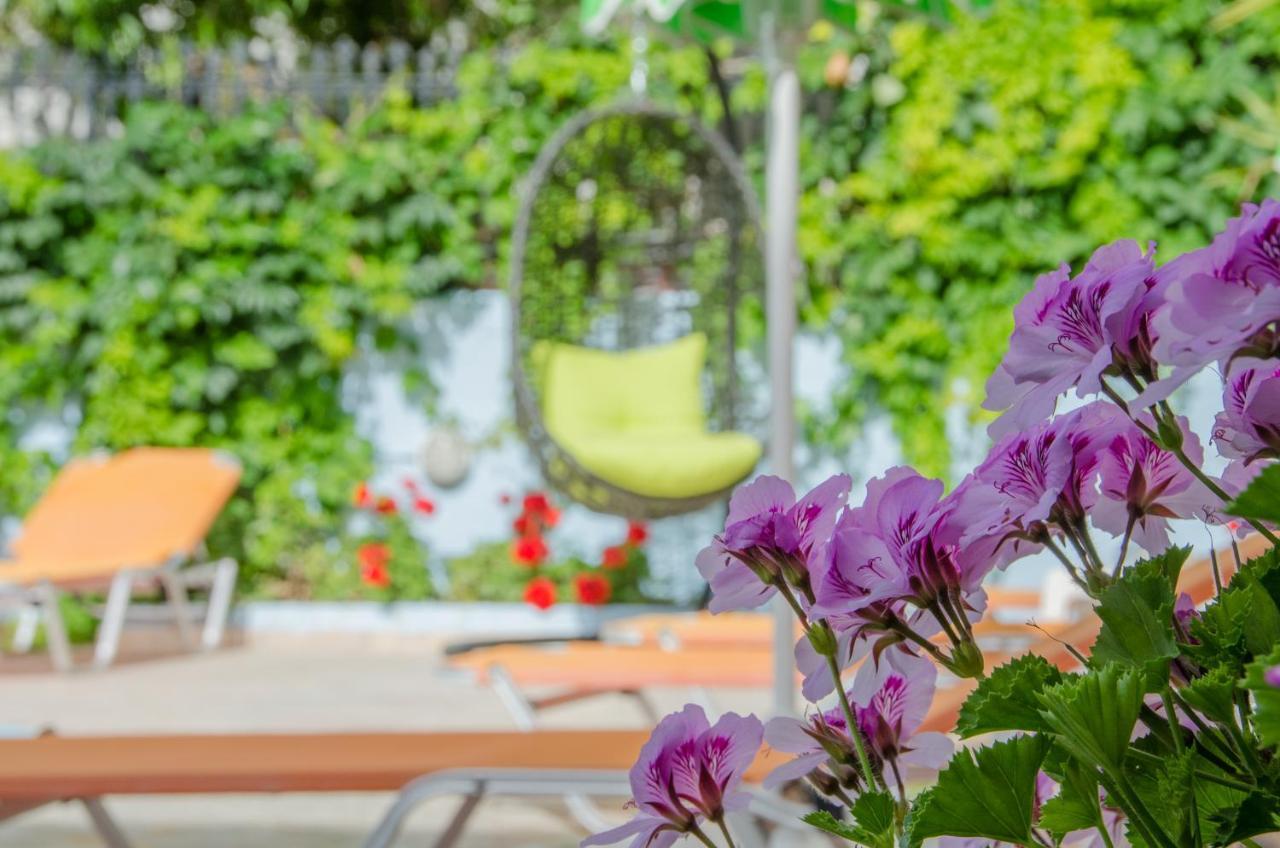 Emilia Hotel Apartments Rethymno  Екстер'єр фото