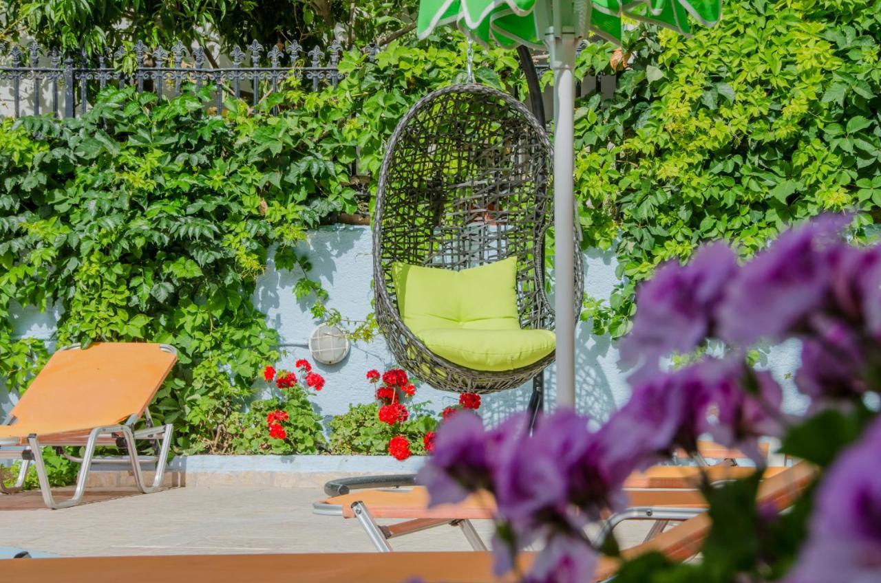 Emilia Hotel Apartments Rethymno  Екстер'єр фото